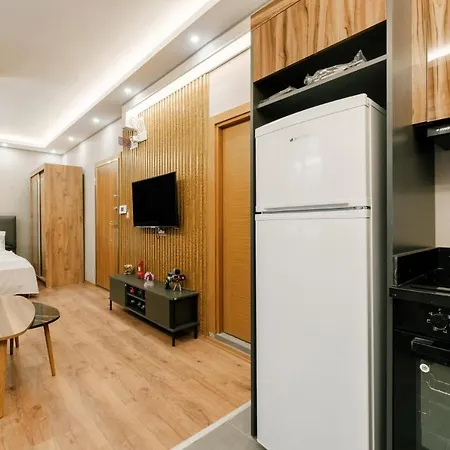 Compact Flat 2 Min To Metro, Near Marmara Park Apartamento