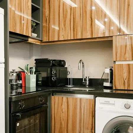 Apartamento Compact Flat 2 Min To Metro, Near Marmara Park Estambul